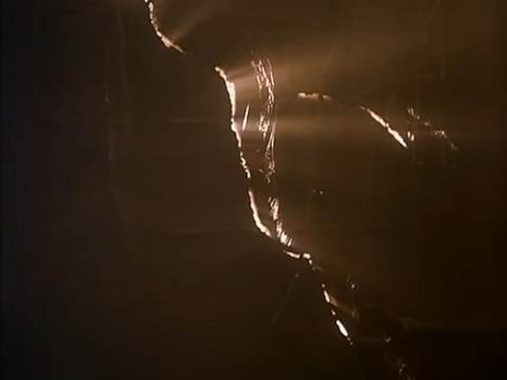 血に飢えた白い砂浜／ブラッド・ビーチ／謎の巨大生物！ギャルまるかじりの画像