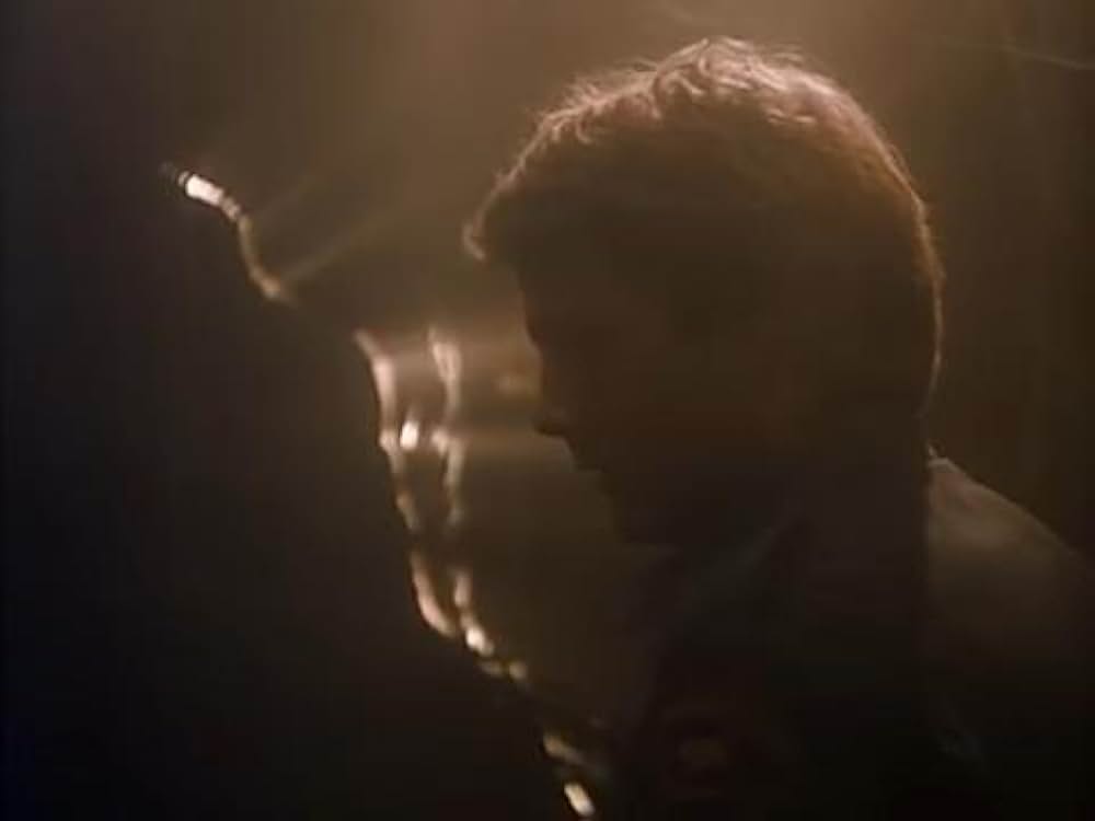 血に飢えた白い砂浜／ブラッド・ビーチ／謎の巨大生物！ギャルまるかじりの画像