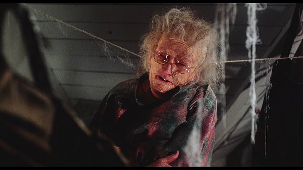 甦る怨霊／魔界少女キャシーの画像