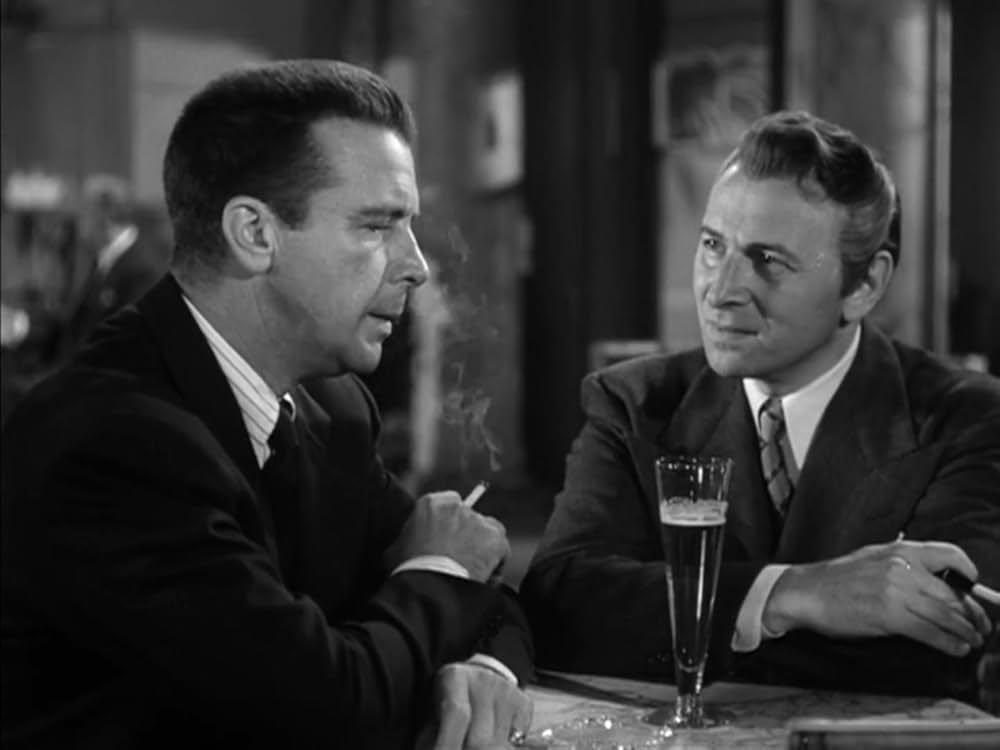 影を追う男の画像