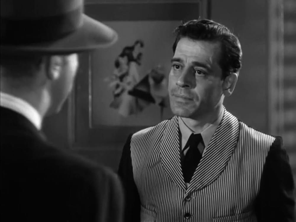 影を追う男の画像