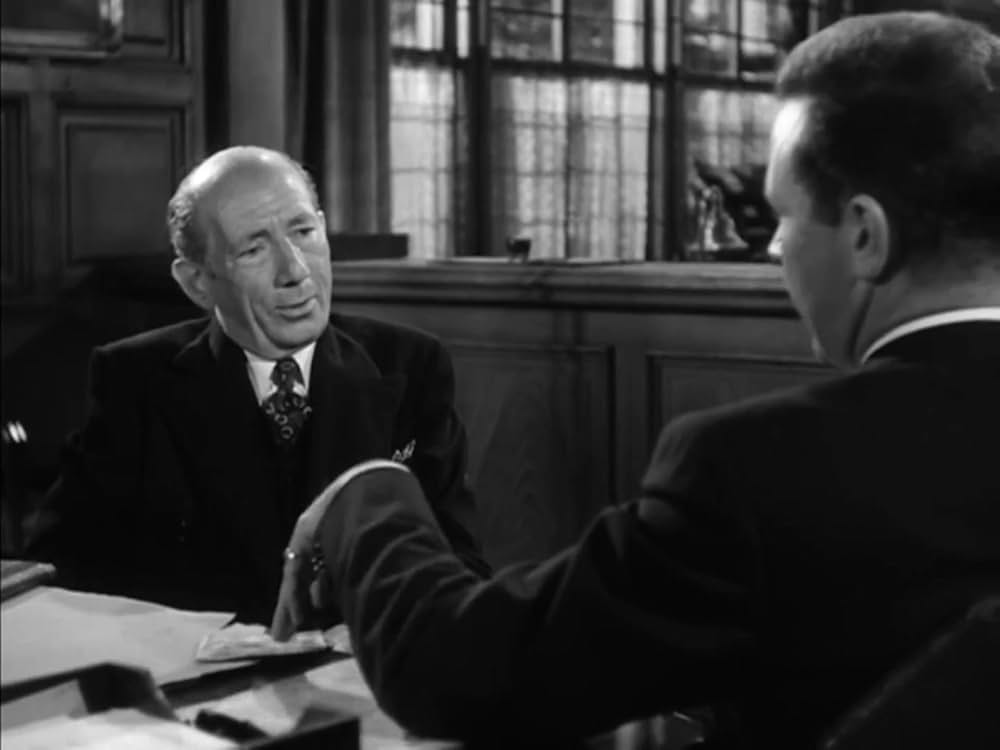 影を追う男の画像