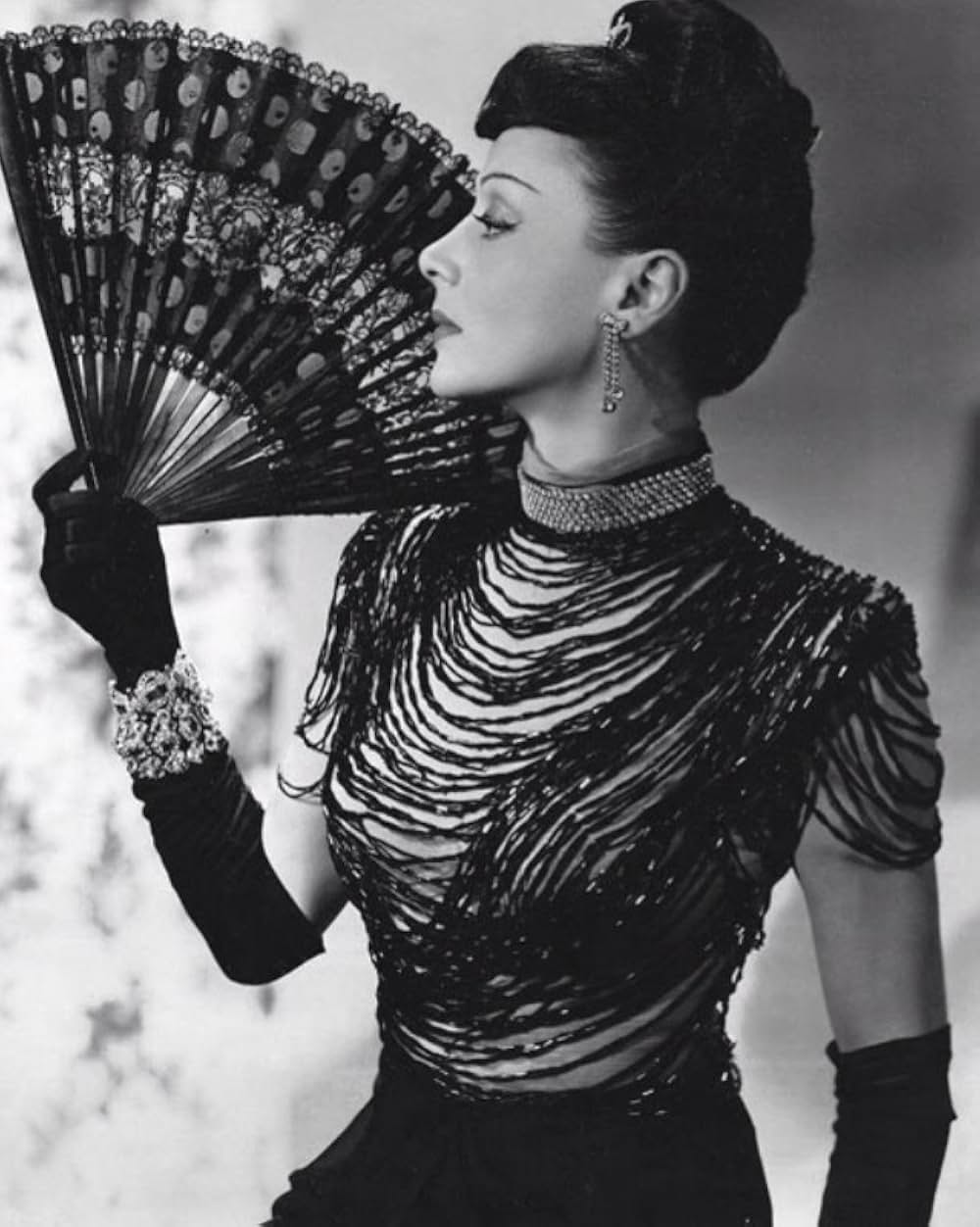 影を追う男の画像