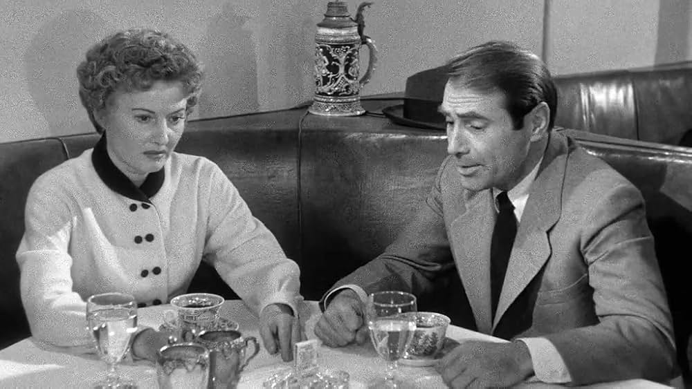 殺人目撃者の画像