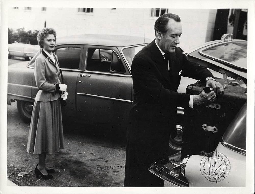 殺人目撃者の画像