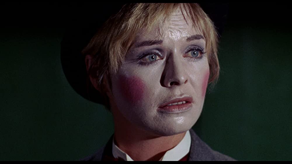 「甘い抱擁」スザンナ・ヨークの画像