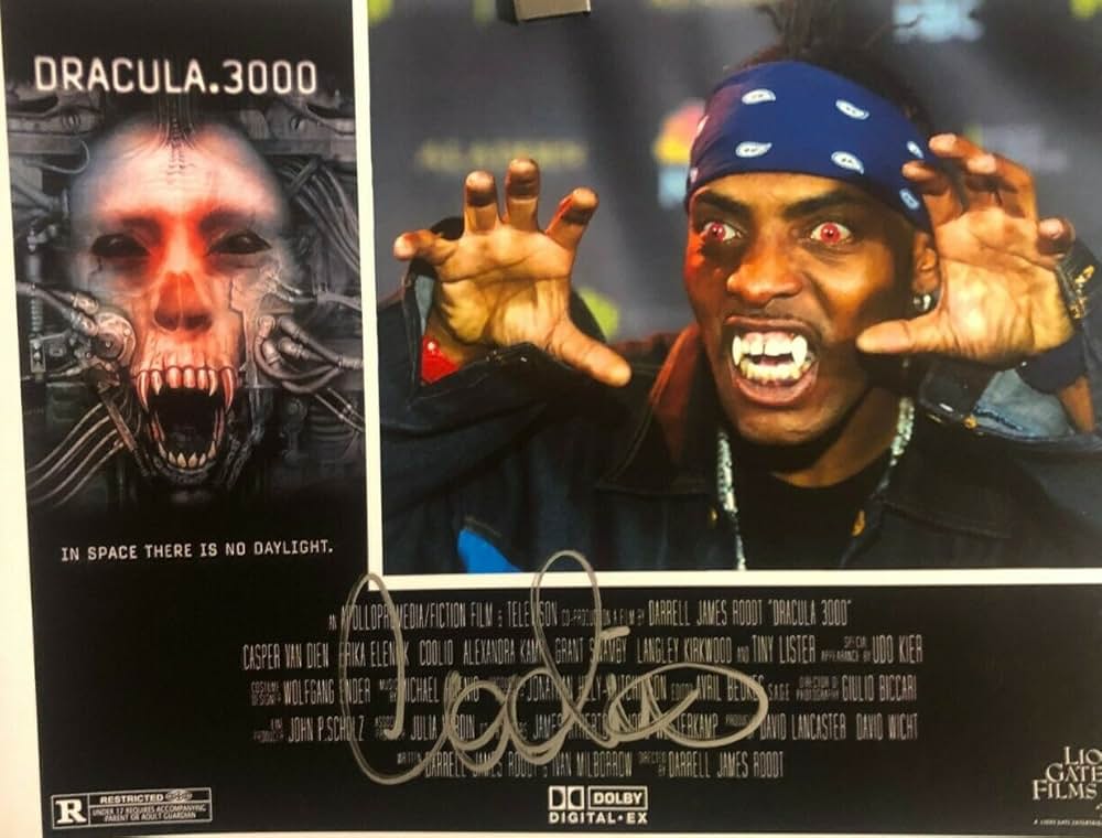 ヴァン・ヘルシングVSスペースドラキュラの画像