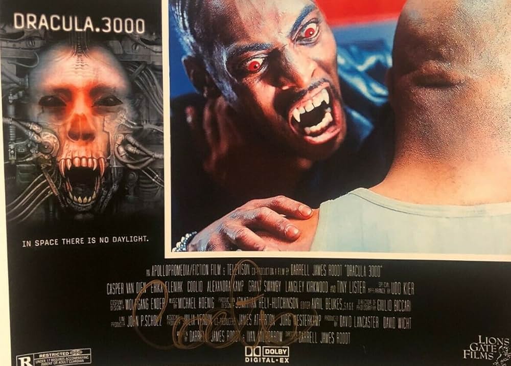 ヴァン・ヘルシングVSスペースドラキュラの画像