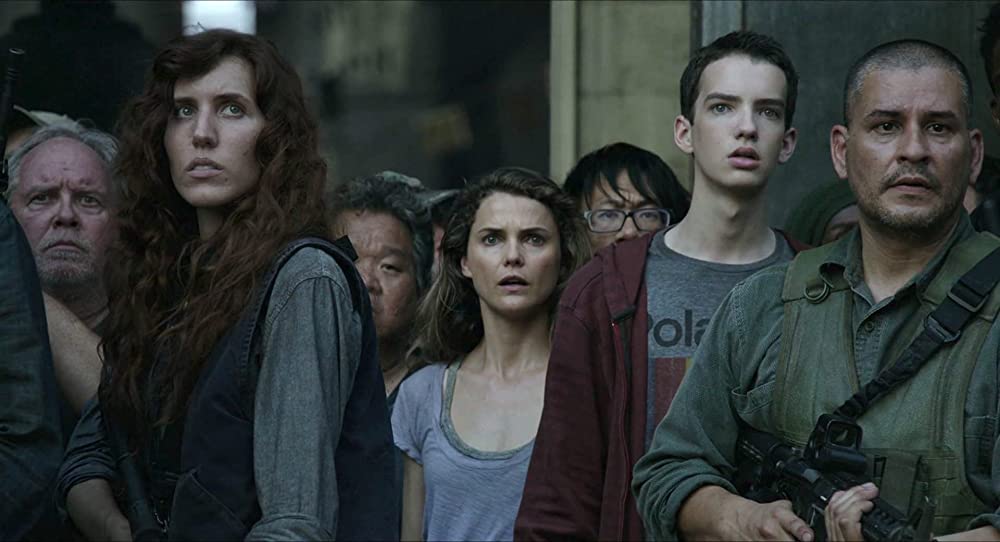 「猿の惑星：新世紀（ライジング）」ケリー・ラッセル & コディ・スミット＝マクフィーの画像