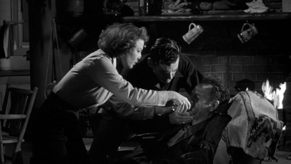 人類危機一髪！巨大怪鳥の爪の画像