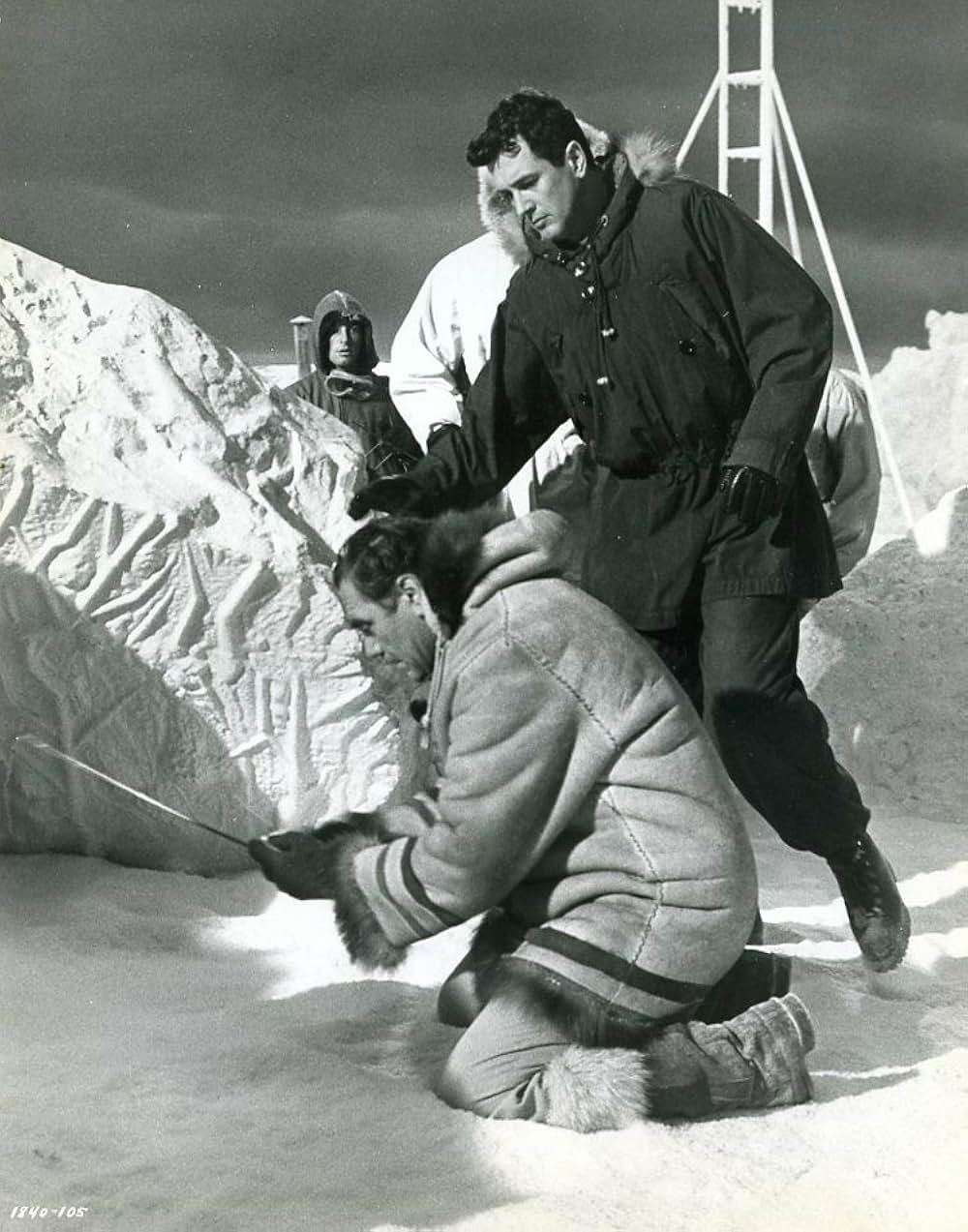 北極の基地／潜航大作戦の画像