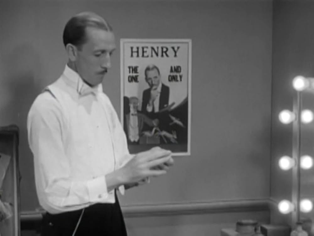 ロイドの活動狂の画像