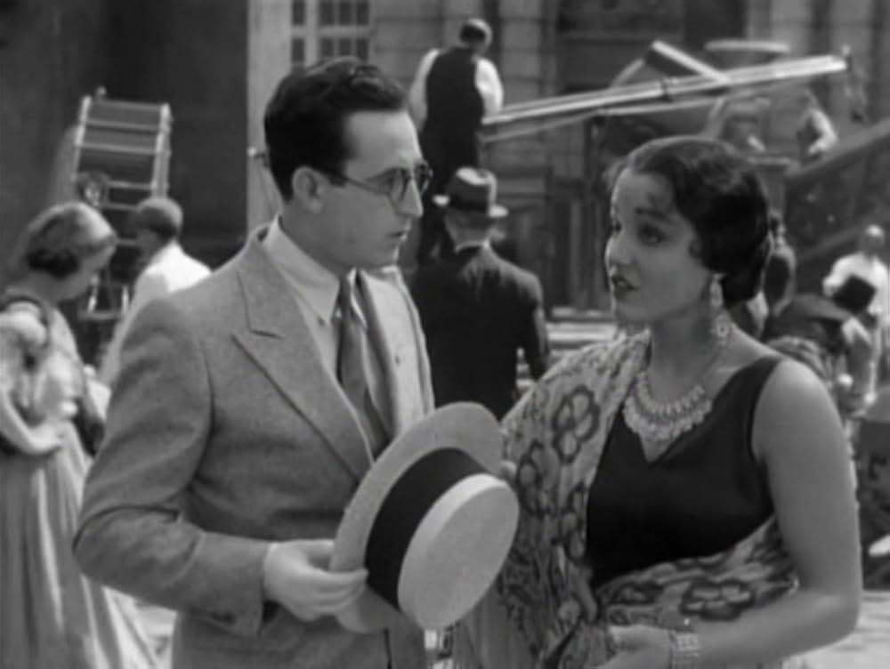 ロイドの活動狂の画像