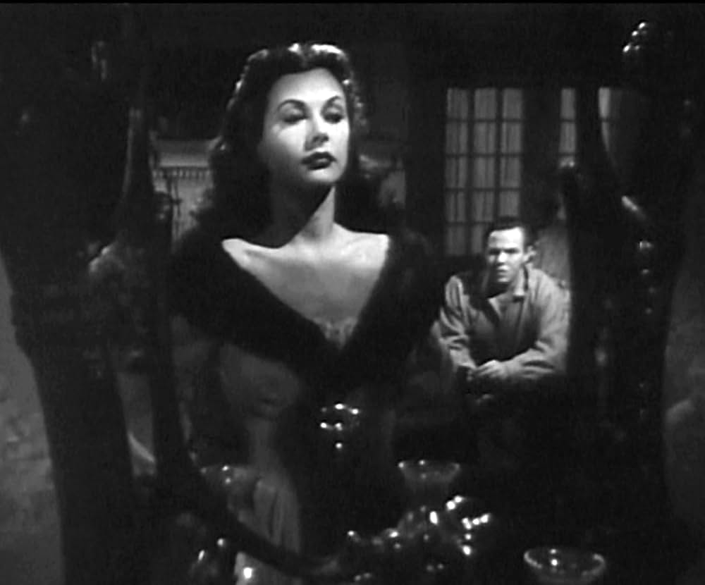 奇妙な女の画像