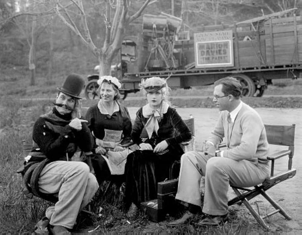 活動役者の画像