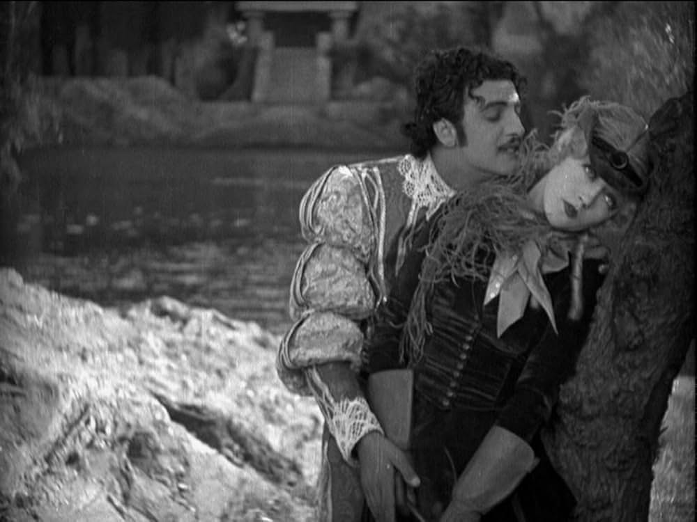 活動役者の画像