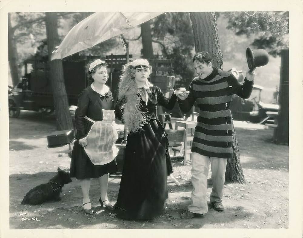 活動役者の画像