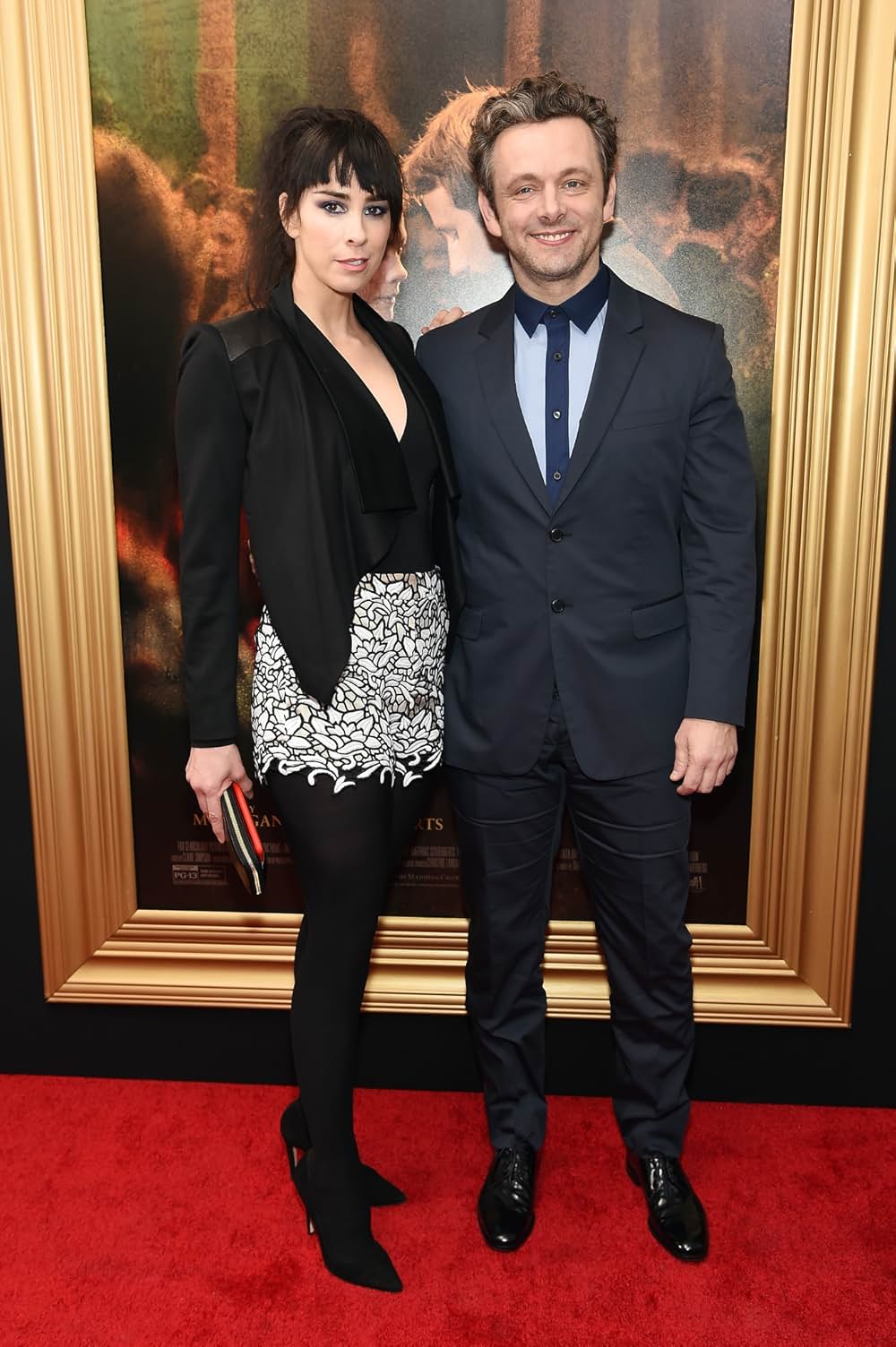 遥か群衆を離れての画像