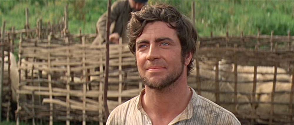 「遥か群衆を離れて」アラン・ベイツの画像