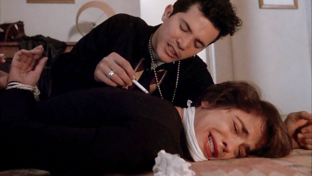 暗闇のささやきの画像