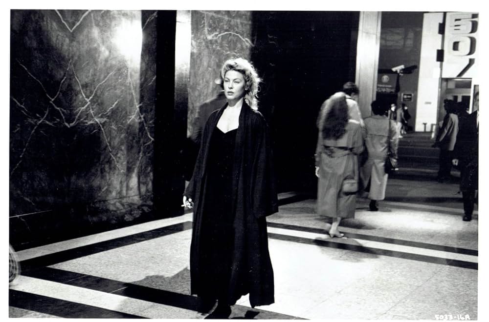 暗闇のささやきの画像