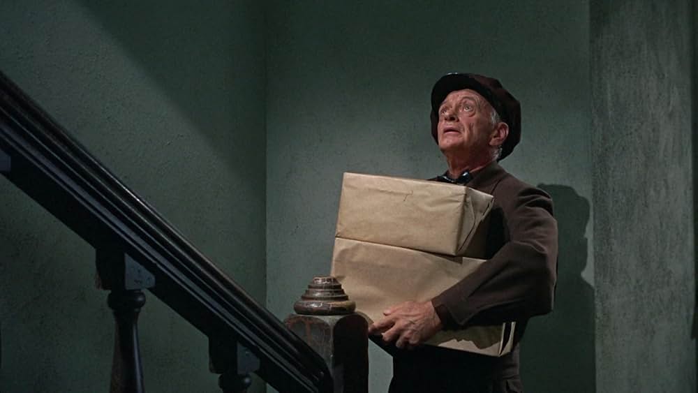 裸足で散歩の画像