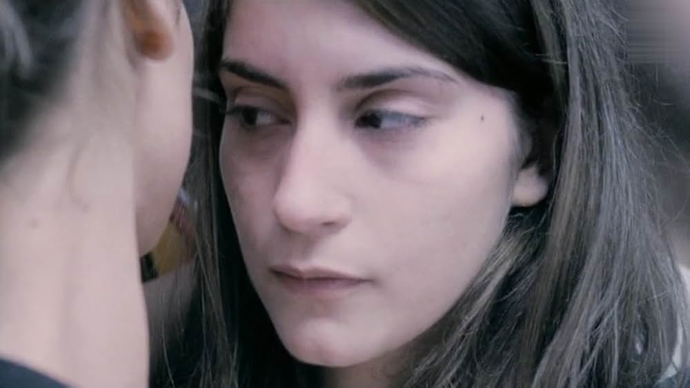 ダニエラ 17歳の本能の写真