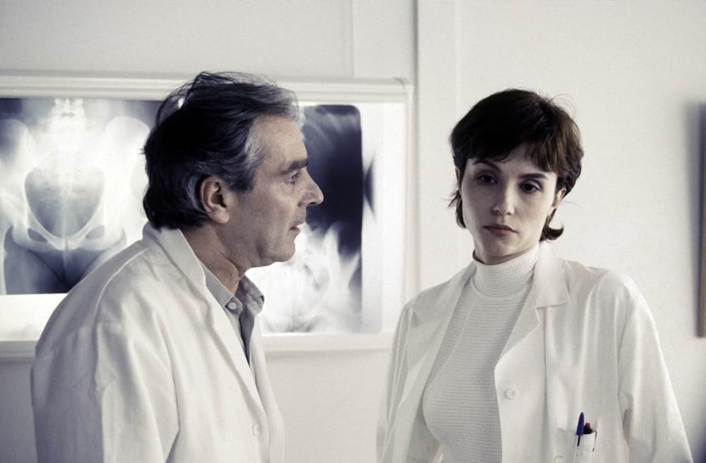 男と女、嘘つきな関係の画像