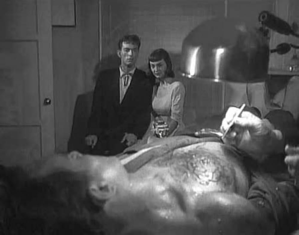 宇宙からの少年／宇宙から来たティーンエイジャーの画像