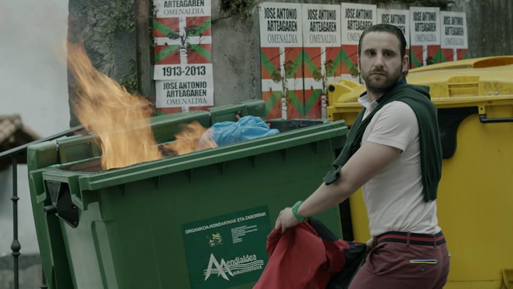 オチョ・アペリードス・バスコスの画像