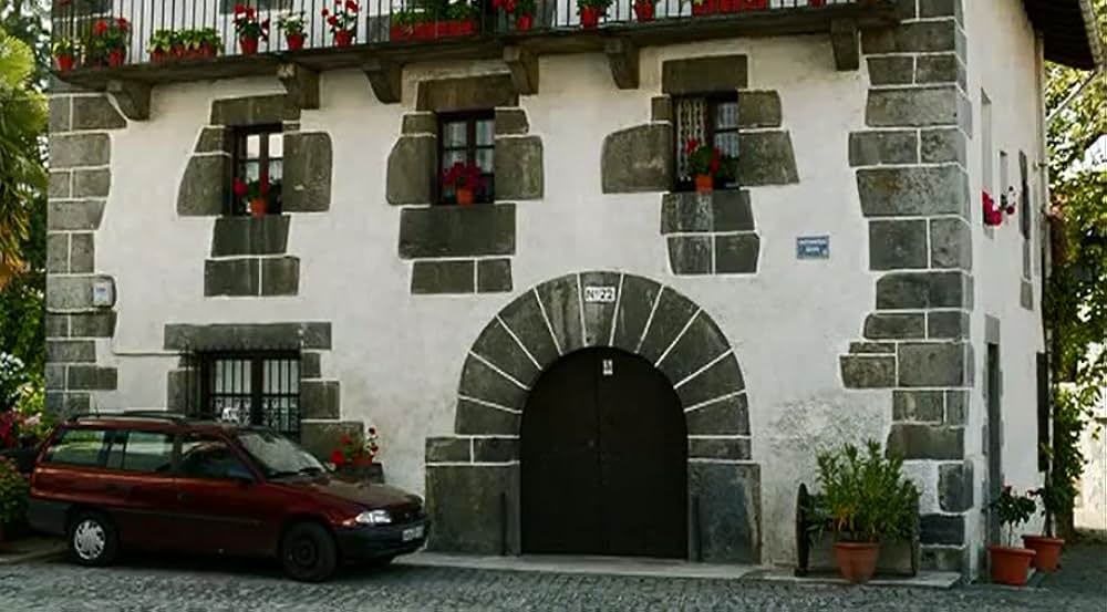 オチョ・アペリードス・バスコスの画像