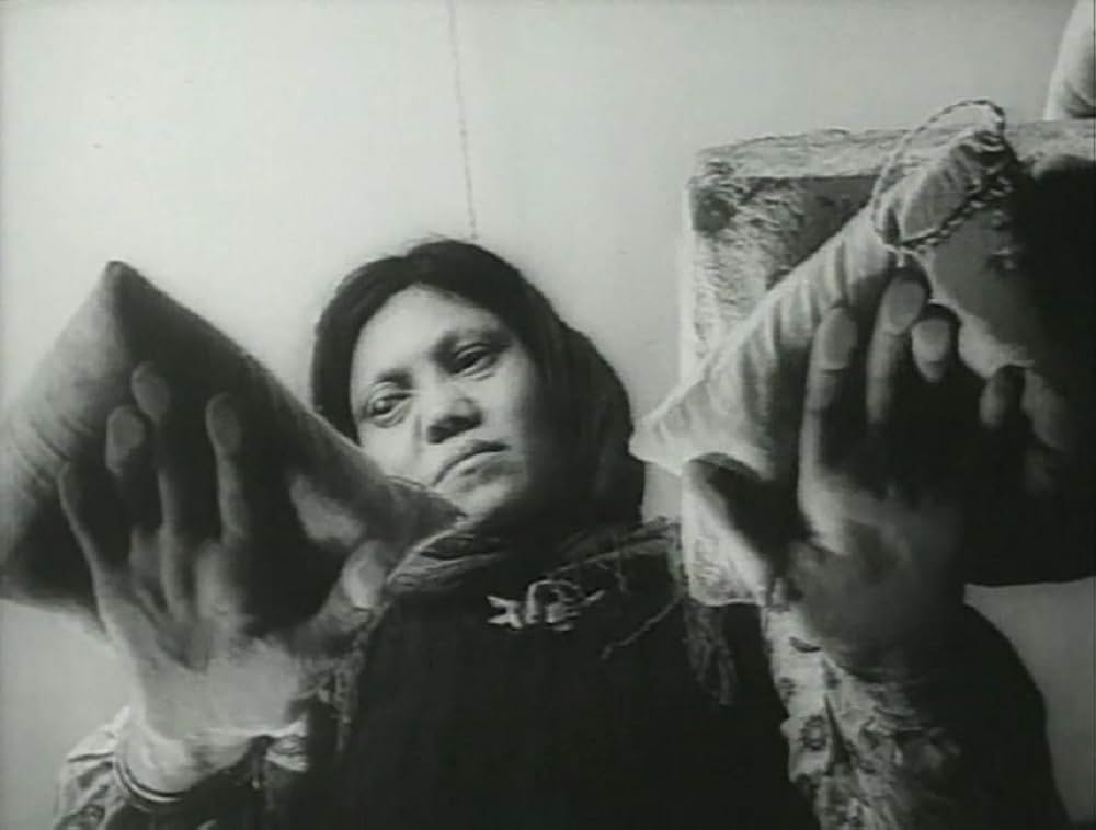 あの家は黒いの画像