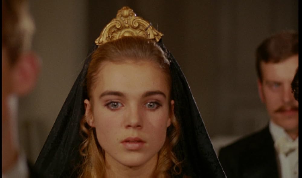 「みじかくも美しく燃え」の画像