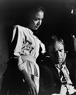 「シェラマドレの決斗」マーロン・ブランド & Miriam Colonの画像