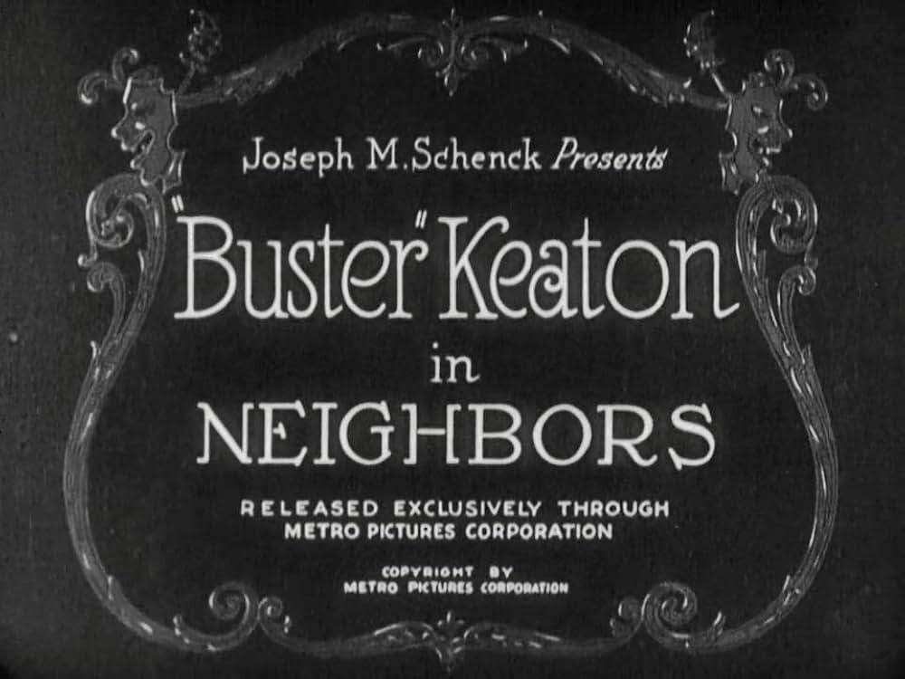 キートンの隣同士の画像