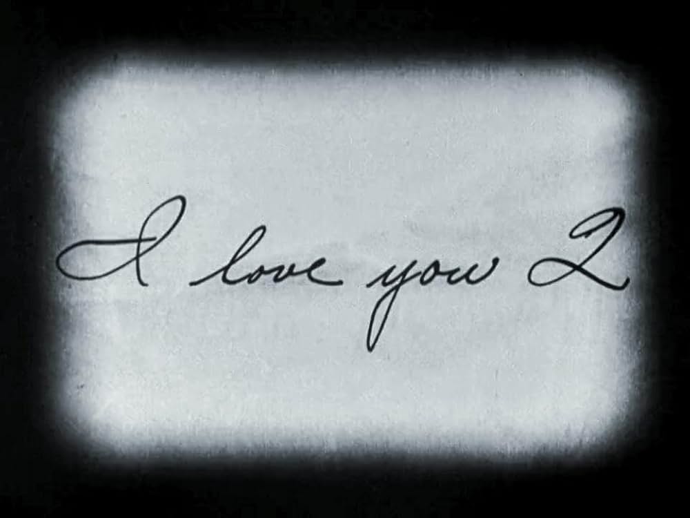 キートンの隣同士の画像