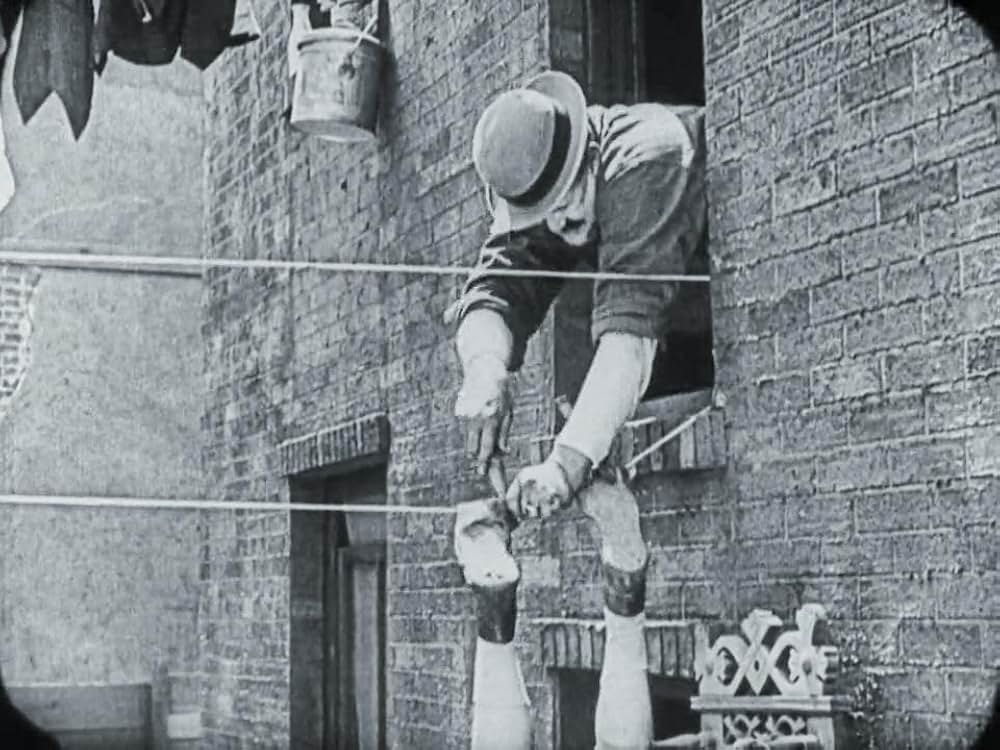 キートンの隣同士の画像