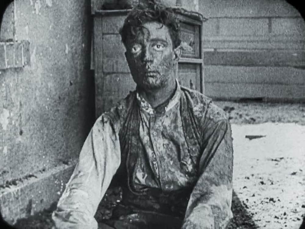 キートンの隣同士の画像