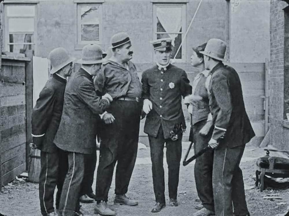 キートンの隣同士の画像