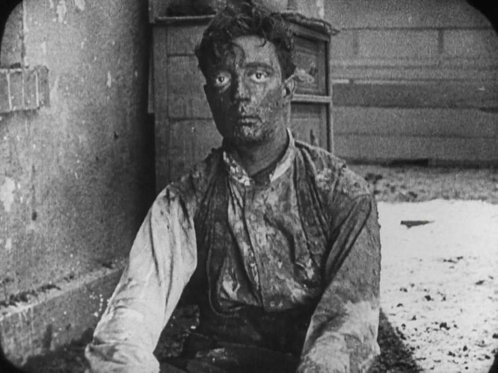 キートンの隣同士の画像