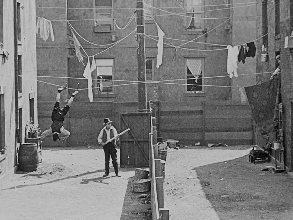 キートンの隣同士の画像