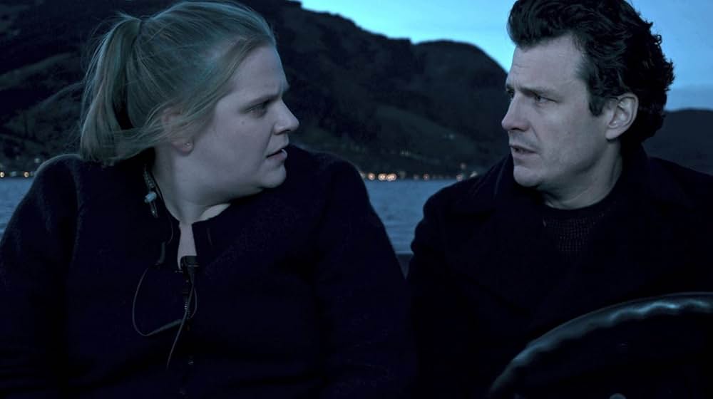 水辺の謎の画像