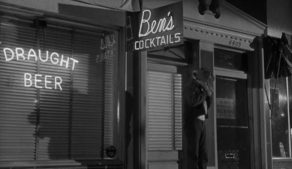 殺人者はバッヂをつけていたの画像