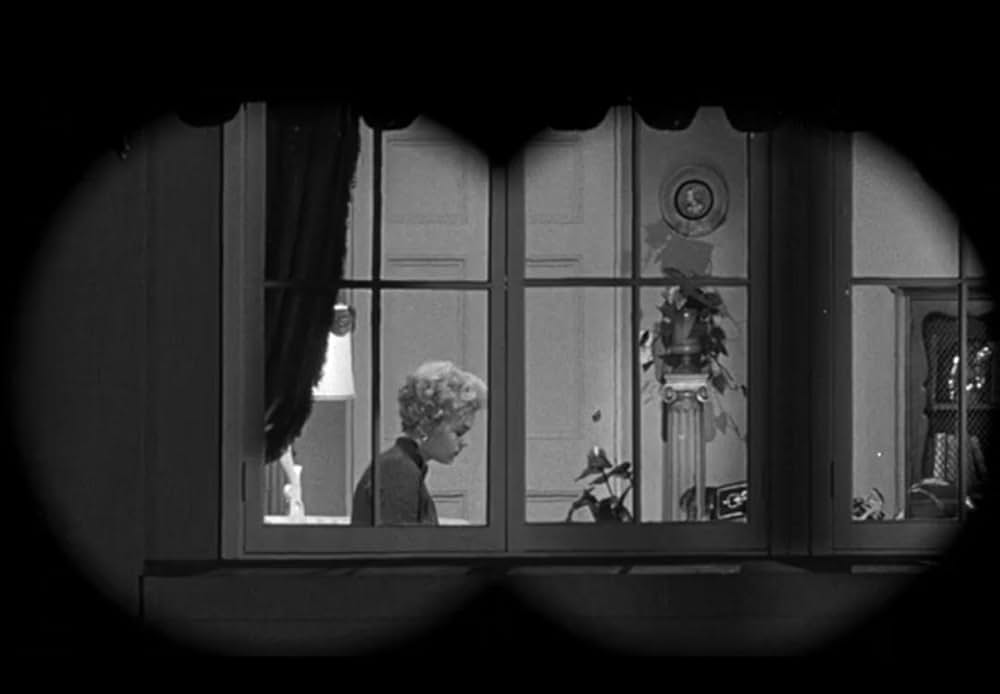 殺人者はバッヂをつけていたの画像