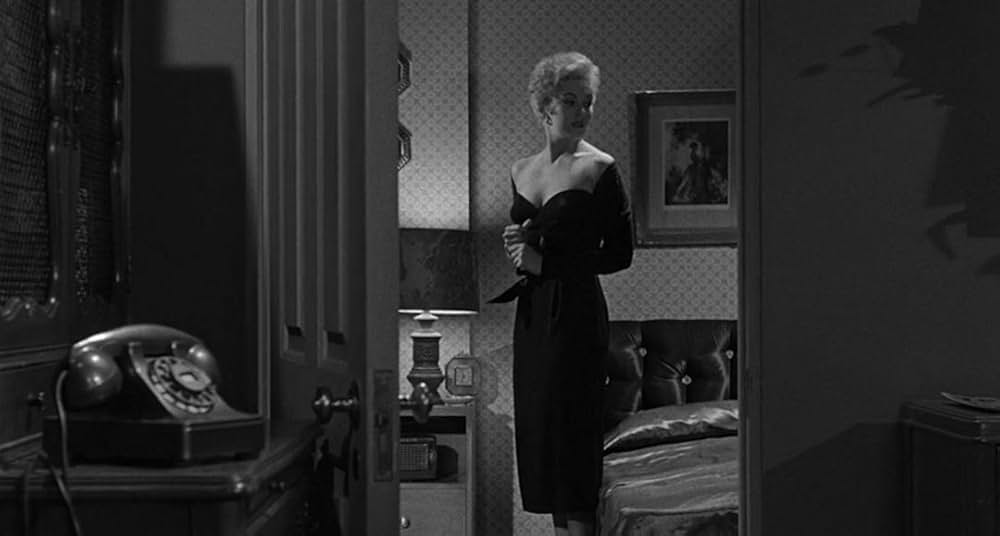 殺人者はバッヂをつけていたの画像