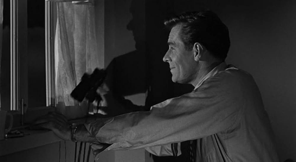 殺人者はバッヂをつけていたの画像