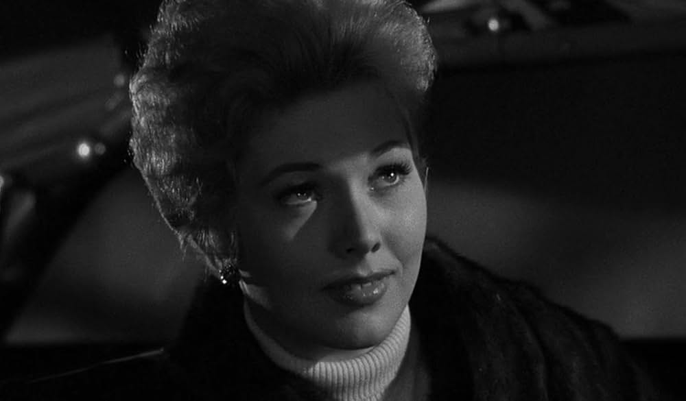 殺人者はバッヂをつけていたの画像