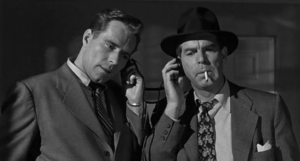 殺人者はバッヂをつけていたの画像