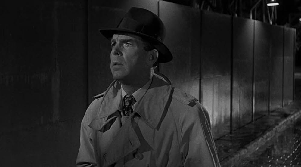 殺人者はバッヂをつけていたの画像