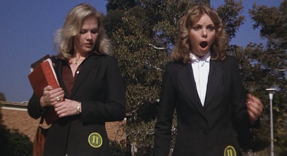 Tバック・アカデミーの写真